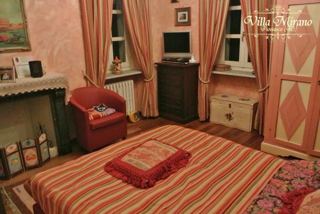 Villa Mirano Bed & Breakfast Piossasco Rum bild