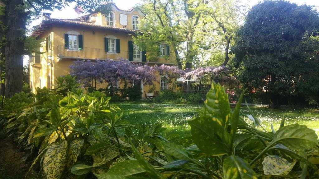 Villa Mirano Bed & Breakfast Piossasco Exteriör bild