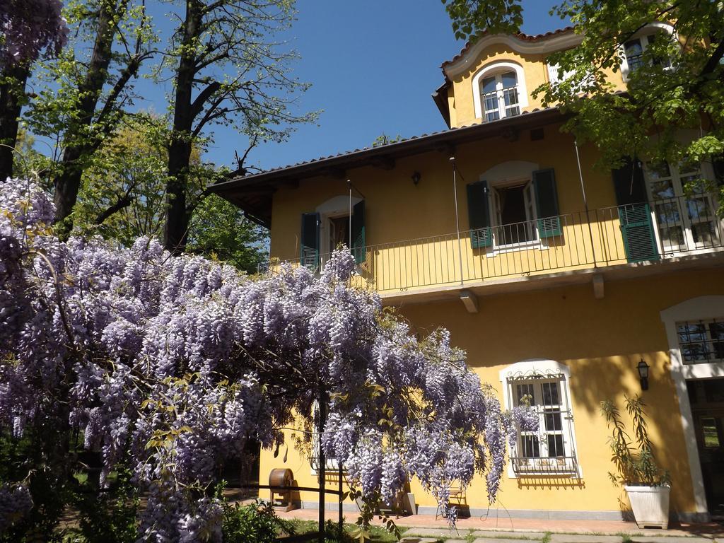 Villa Mirano Bed & Breakfast Piossasco Exteriör bild